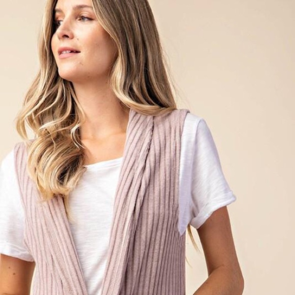 Basic Babe Cardigan - Picture 3 of 4